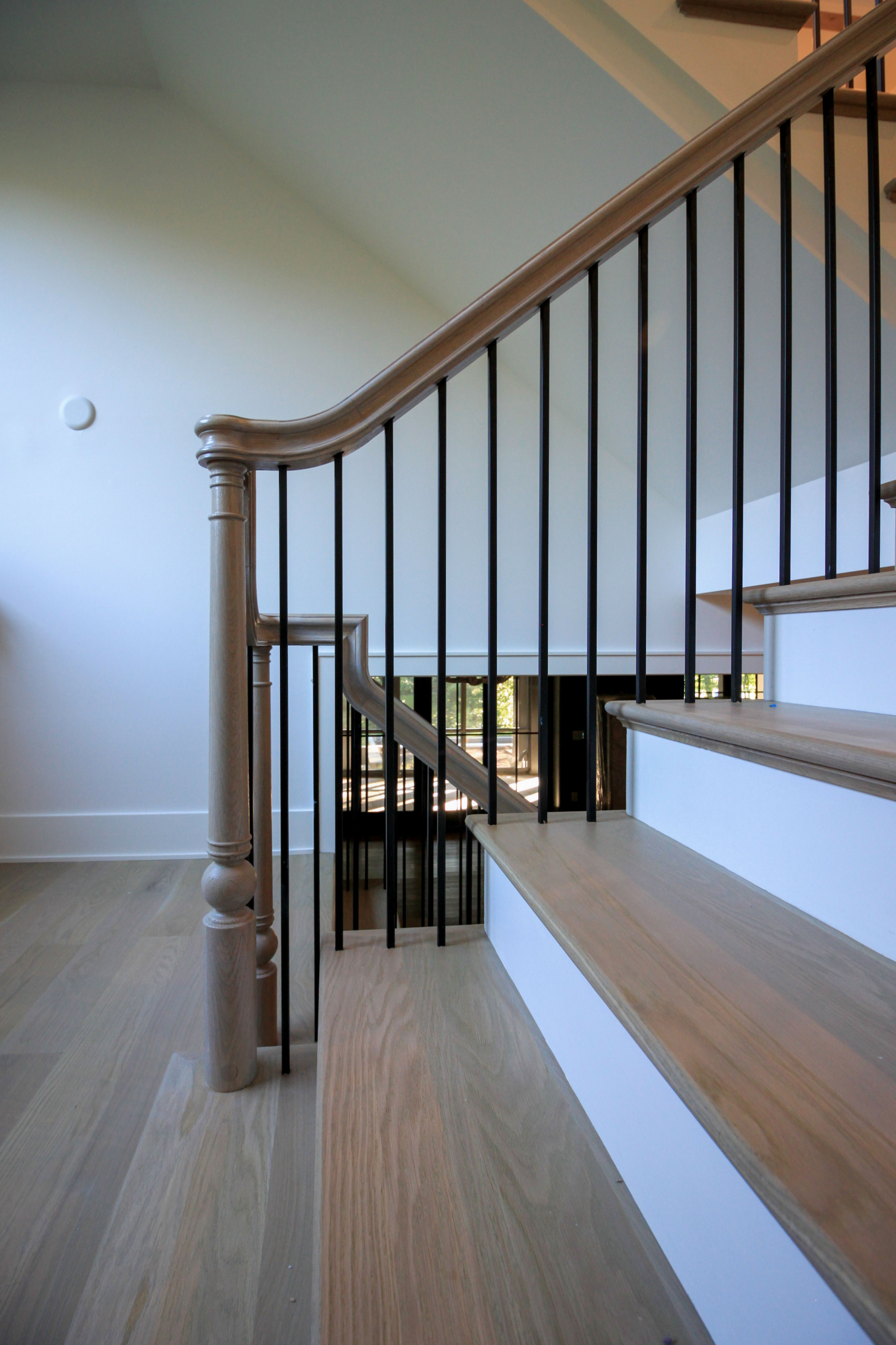 93_Captivating Light Wood Railing System with Black Spindles, Arlington VA 22207