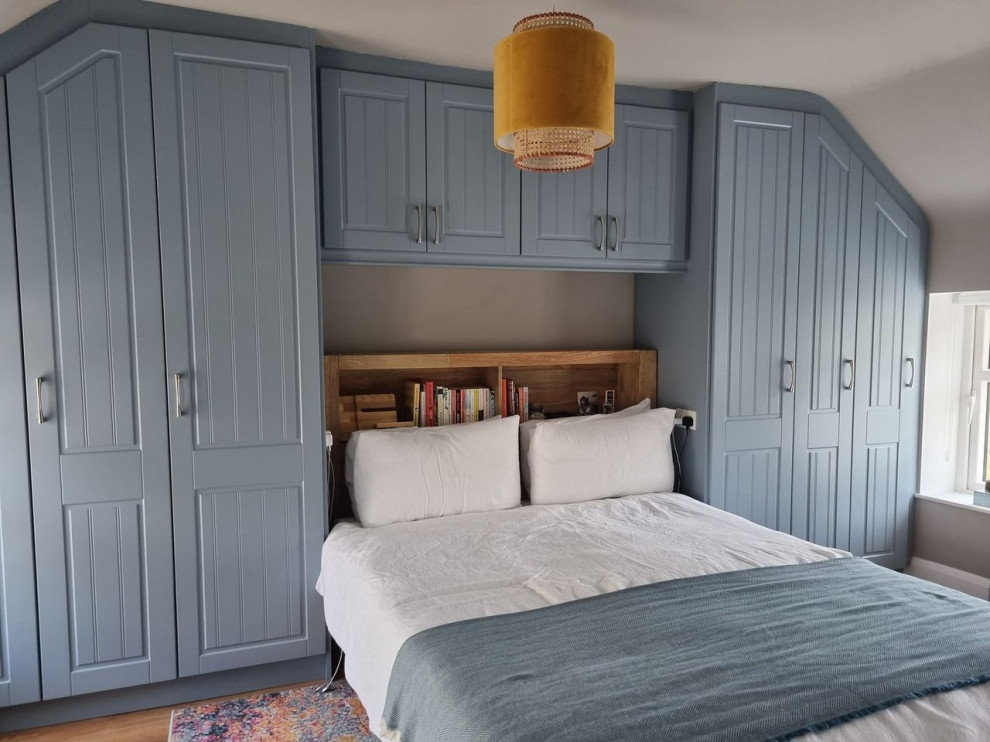 Denim Wardrobe Oak Bed with Silver Handles