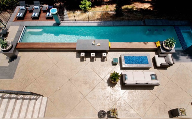 Turowski Pool Deck trendy-pool