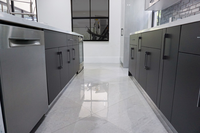 Aj Residence Modern Kitchen Miami By Julia Vence Interior