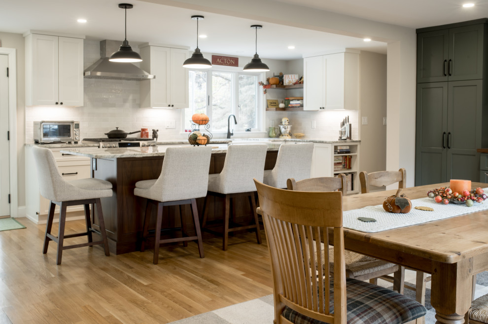 Example of a transitional kitchen design in Boston