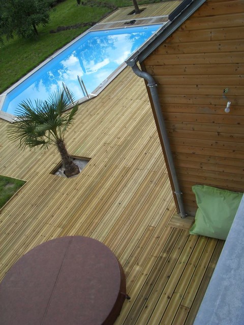 Terrasse Pin Sylvestre contemporary-deck