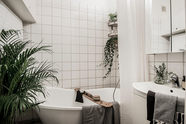 S&aring;gargatan 17 scandinavian-bathroom