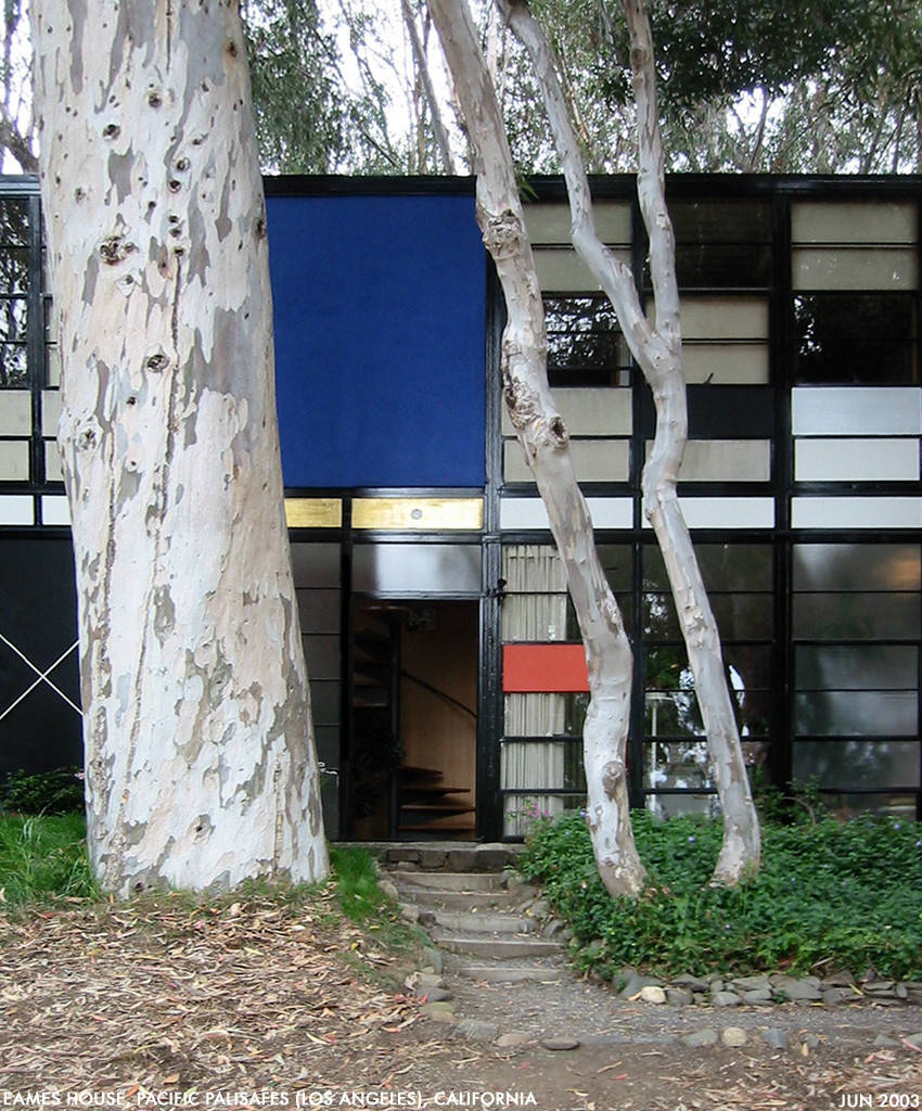 Must-Know Modern Homes: Eames House