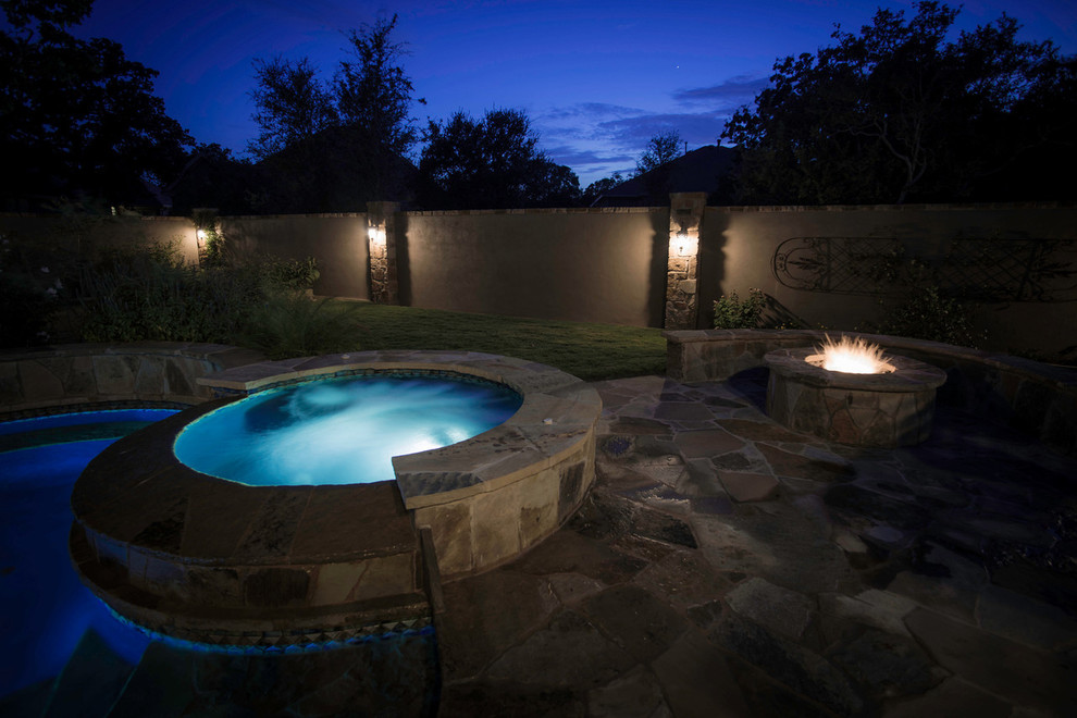 Photo of a contemporary pool in Austin.