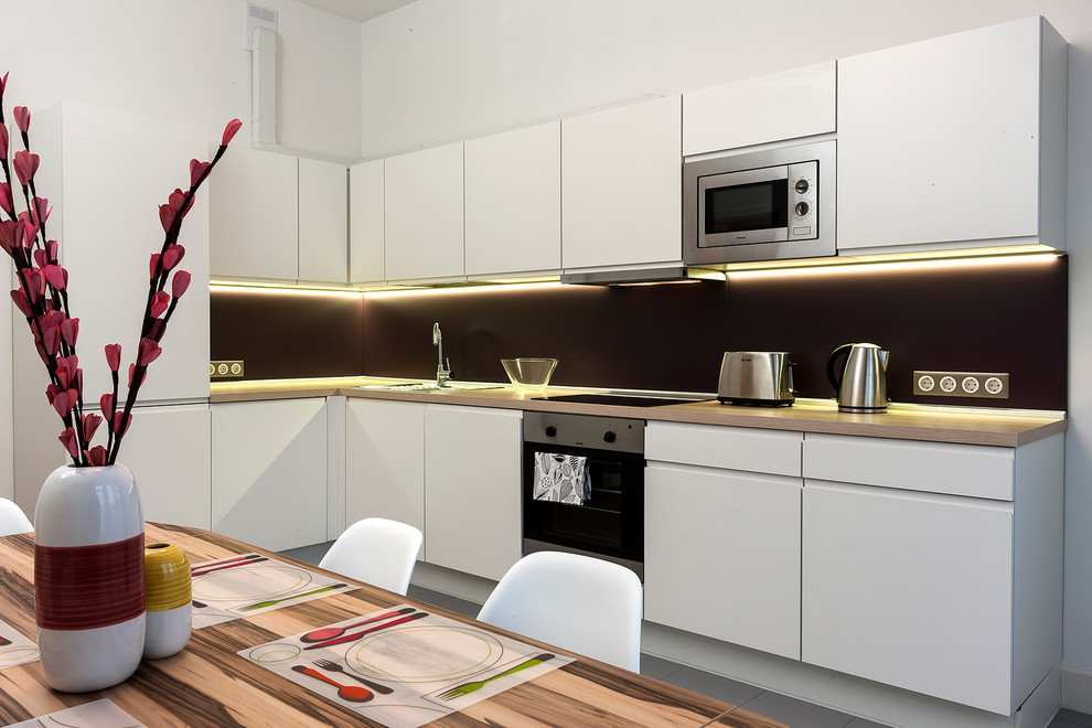 19 apartments on 11 Line/ 19 квартир на 11-ой линии