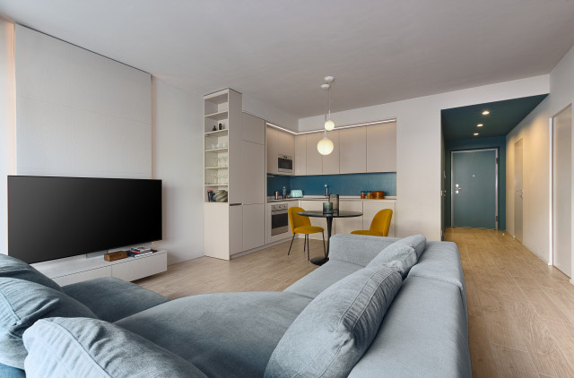 Appartamento flessibile con parete mobile e terrazzo abitabile &ndash; Milano Magenta contemporain-salon