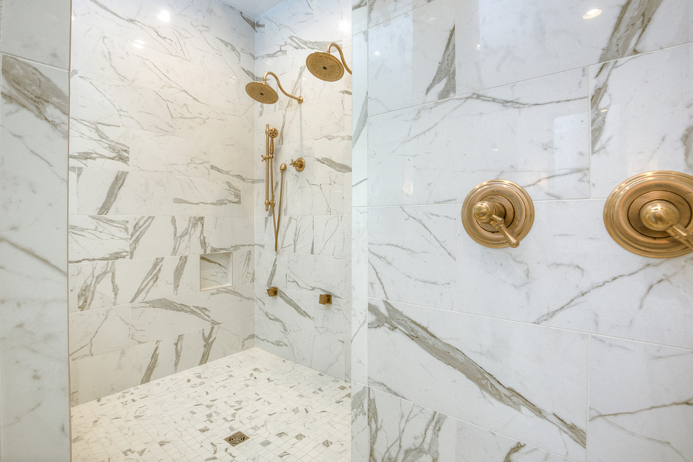 Inspiration for a transitional home design remodel in New Orleans