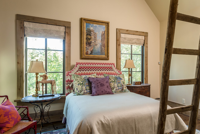 Small Storybook Cottage Farmhouse Bedroom Atlanta By Alan