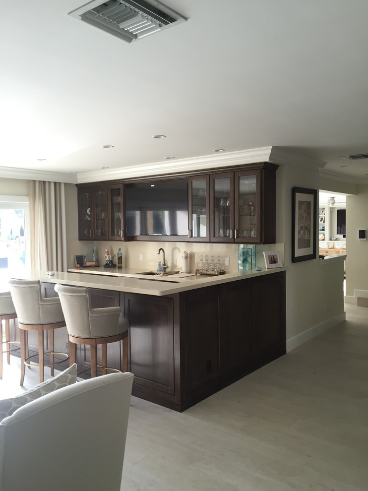 Inspiration for a transitional home design remodel in Miami