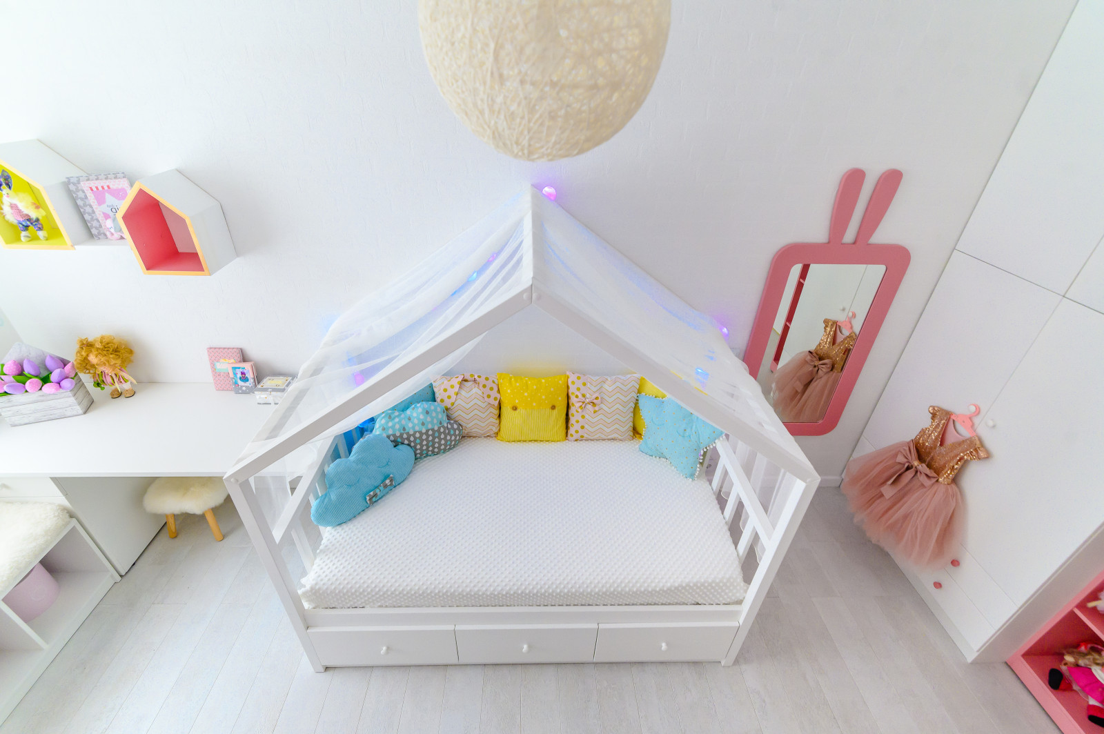 Детская комната "Зайка"