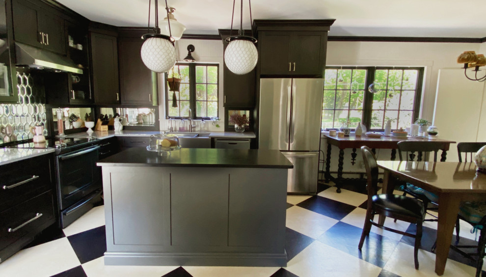 Classic Kitchen - Watch Hill, RI