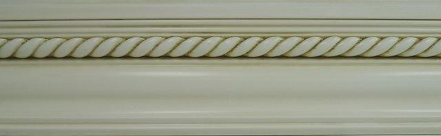 O'Neil Classic molding with rope