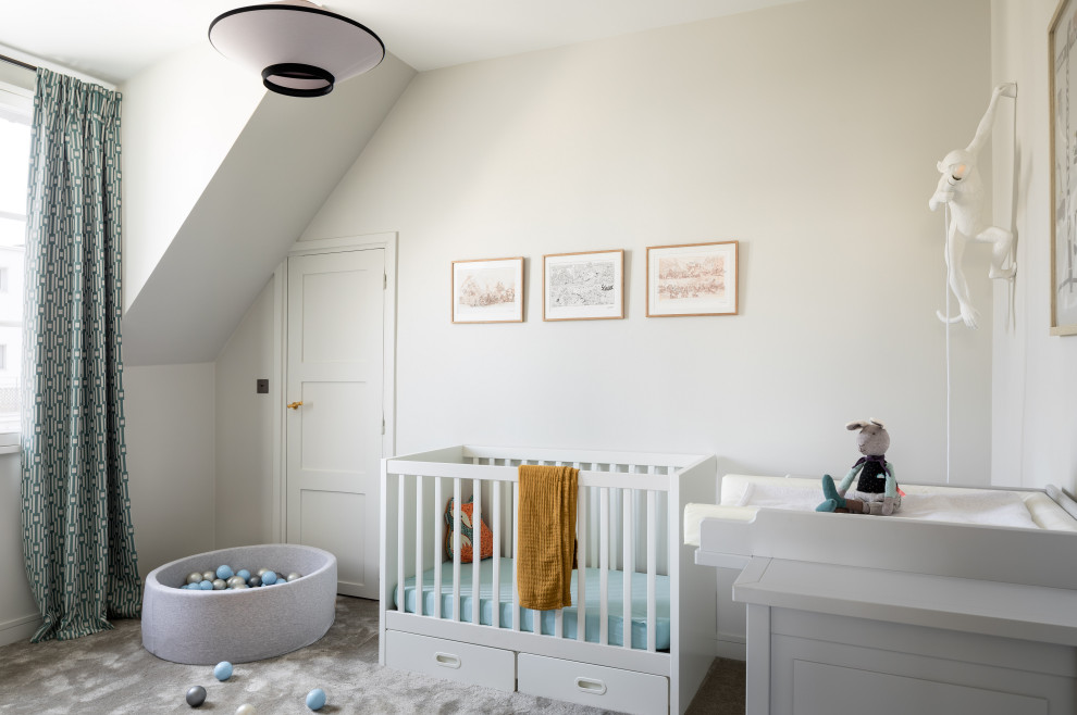 Aménagement d'une chambre de bébé contemporaine.