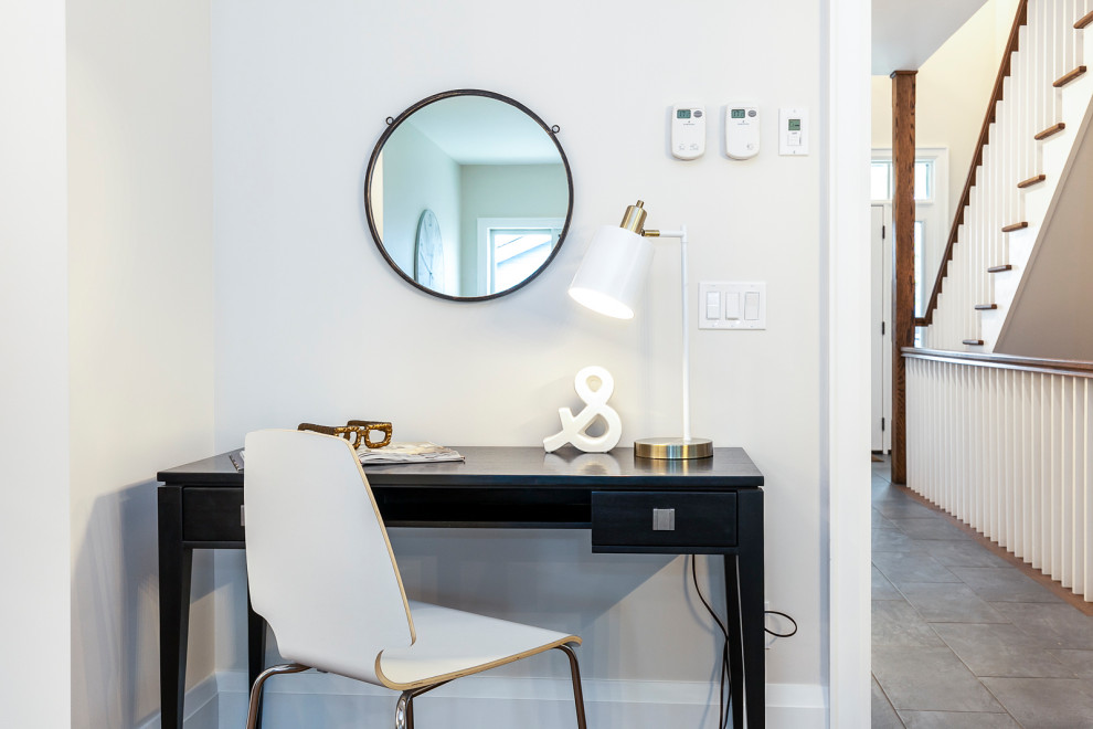 Home design - transitional home design idea in Toronto