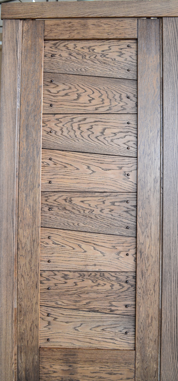 Дверь лофт и кантри. Модель Скиф, отделка маслом