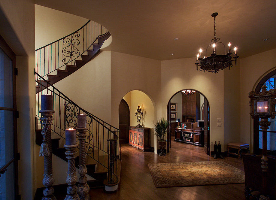 Entryway - traditional entryway idea