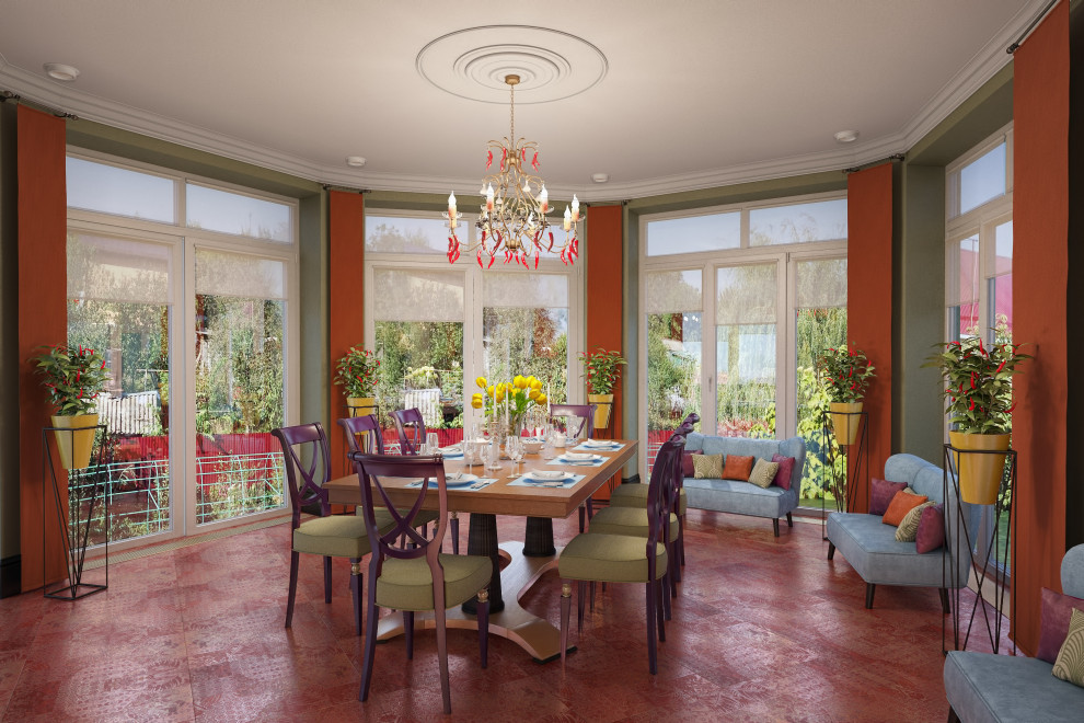 Жилой дом на ул. Брусничной, столовая на застеклённой террасе