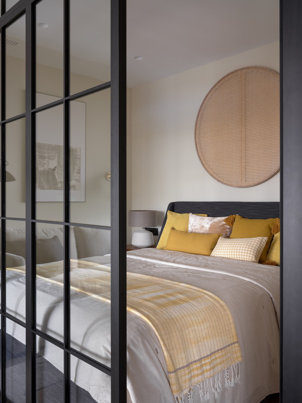 Современный интерьер с нотками Азии