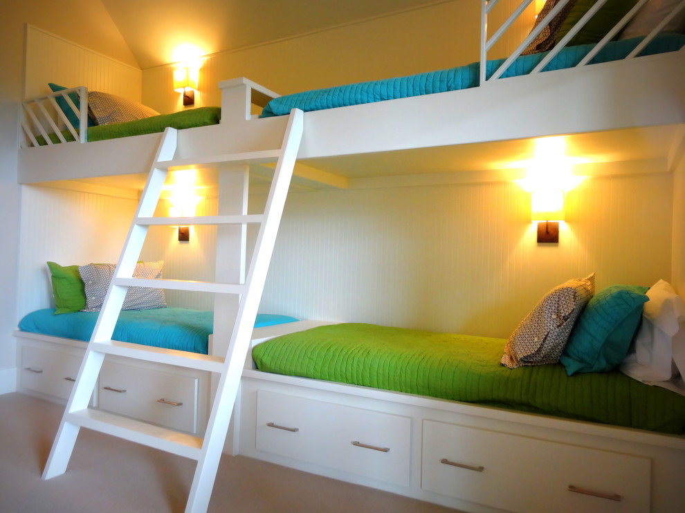 Photo of a large contemporary gender-neutral kids' bedroom for kids 4-10 years old in Charlotte with white walls and carpet.