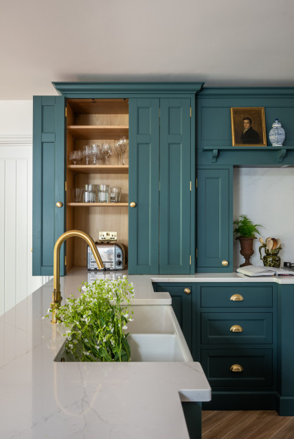 Spur Cottage traditional-kitchen