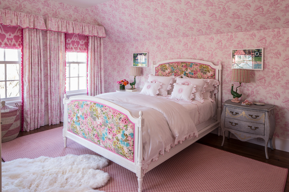Mid-sized traditional kids' bedroom in New York with dark hardwood floors and multi-coloured walls for kids 4-10 years old and girls.