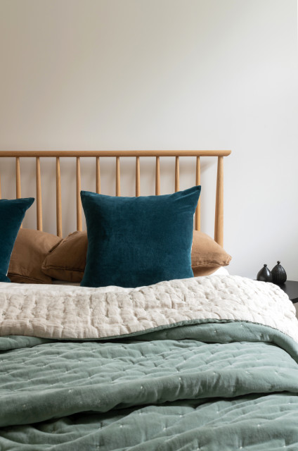 Velvet Linen Cushions contemporary-bedroom
