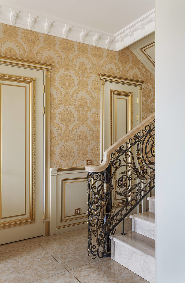 Утопая в роскоши