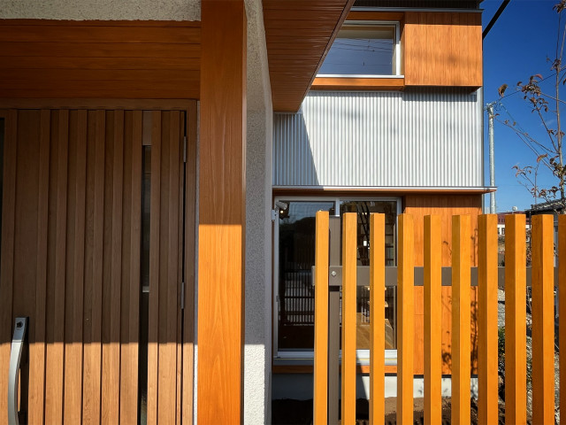 泗水町の住宅 giapponese-moderno-facciata