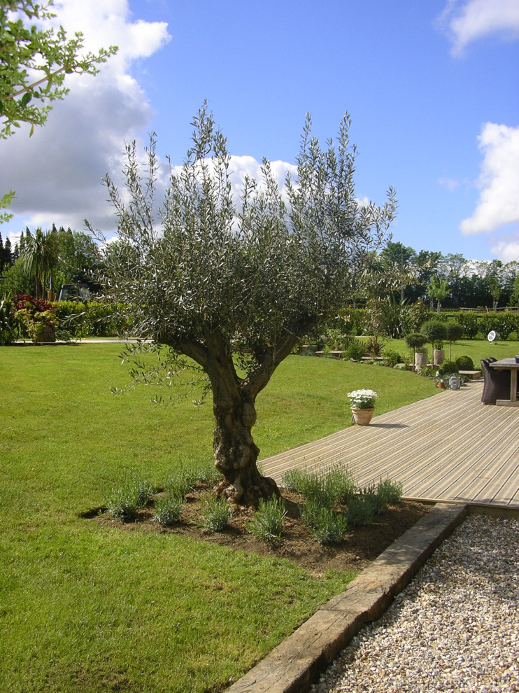 Aménagement de terrasse pour une chaumière