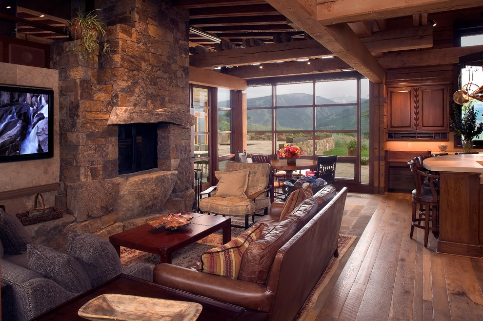 Home design - rustic home design idea in Denver