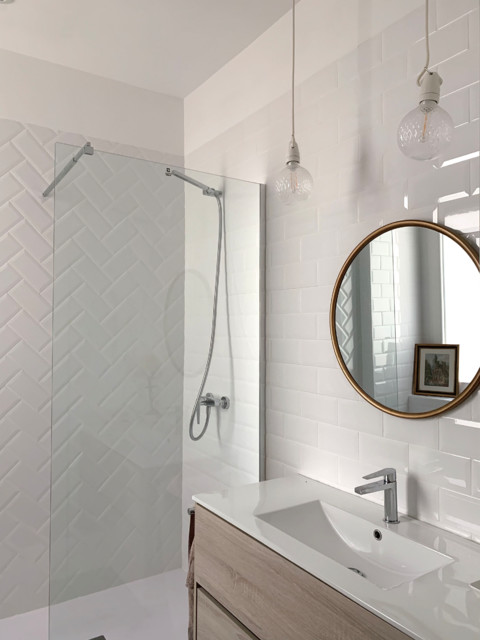 Piso &Aacute;lvarez Mendizabal mid-century-badezimmer