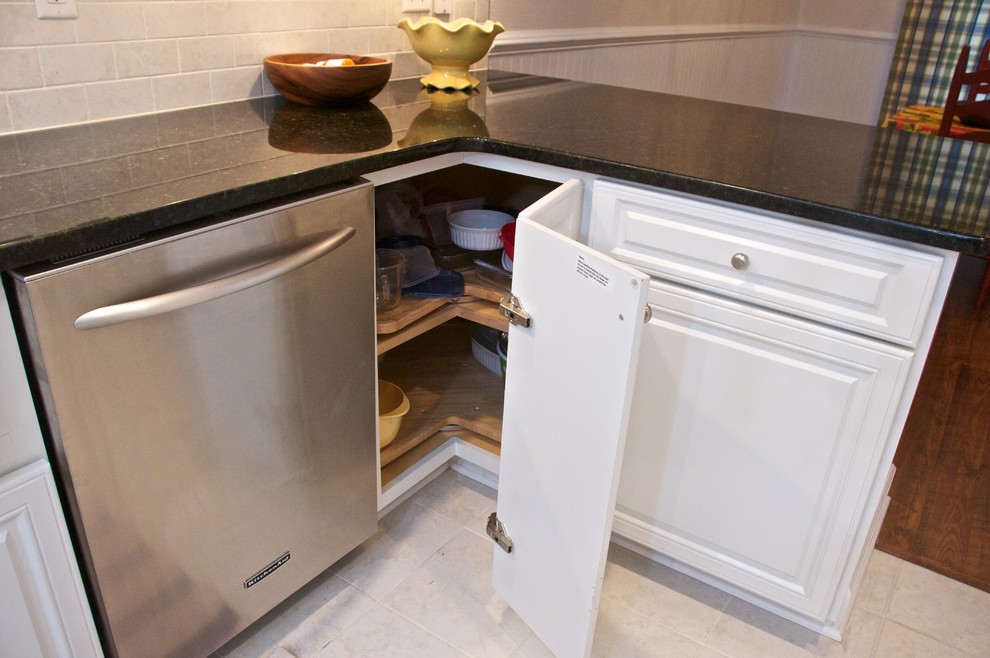 Williamsburg Townhome  White Kitchen