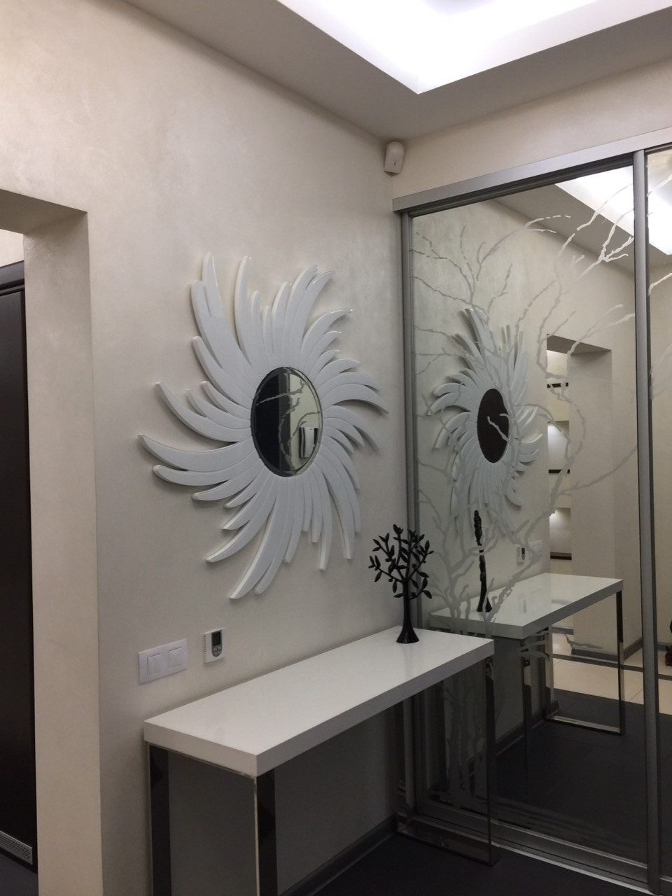 Холл и Прихожая в интерьере СЕРЕБРО и ЗОЛОТО