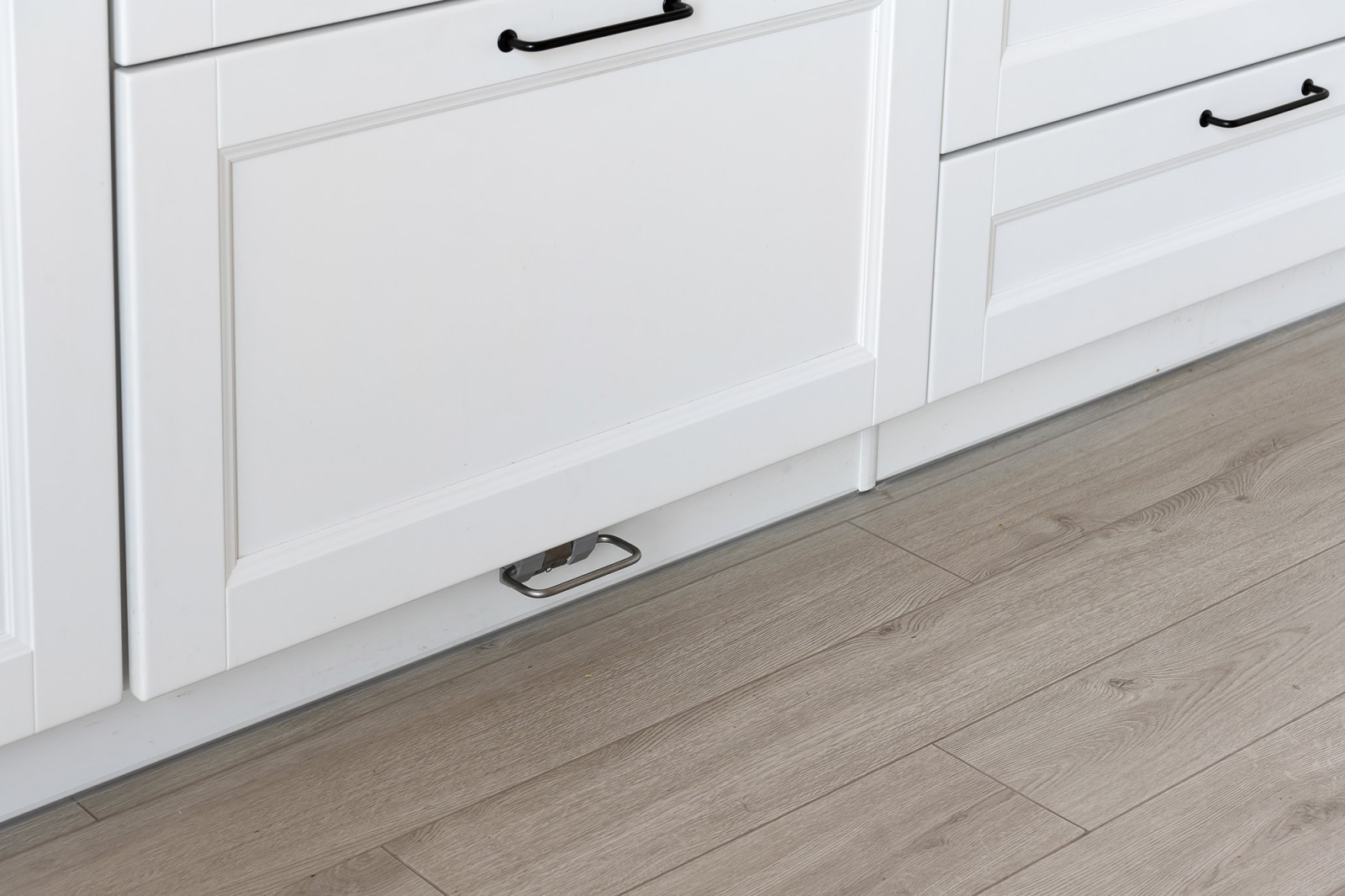 Кухня в скандинавском стиле для бревенчатого дома