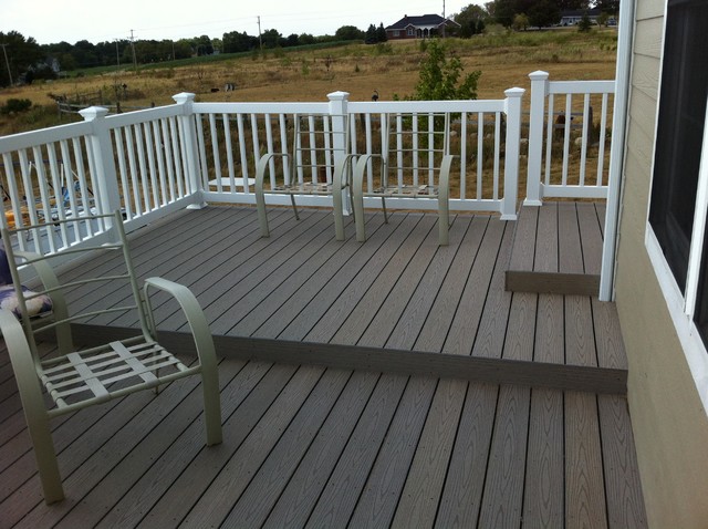 Deck Projects clasico-terraza-y-balcon