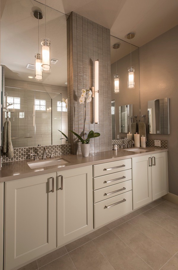 Photo of a mid-sized contemporary master bathroom in Phoenix with an undermount sink, shaker cabinets, engineered quartz benchtops, green tile, porcelain tile and porcelain floors.