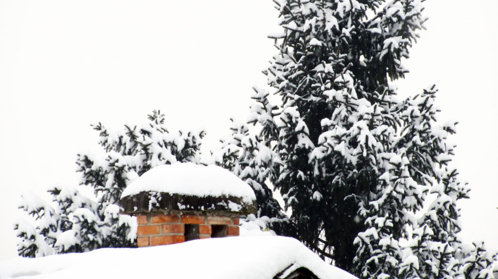 The Importance of Chimney Maintenance in Winter