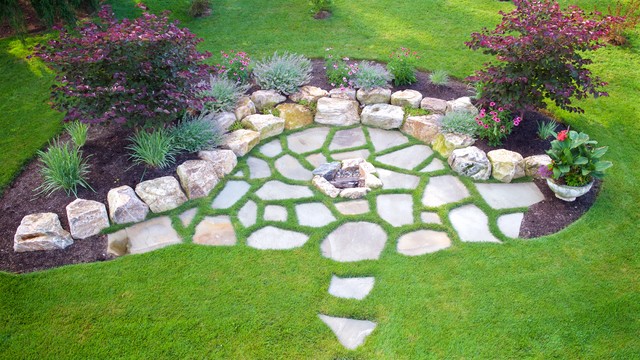 Traditional Elements - Radnor - PA traditional-garden