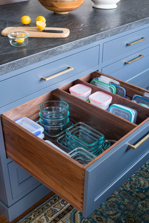 nventory check tip: use divided trays/bins (like this drawer) to separate cams, dowels, screws and label by step—keeps small parts visible and prevents “missing hardware” delays
