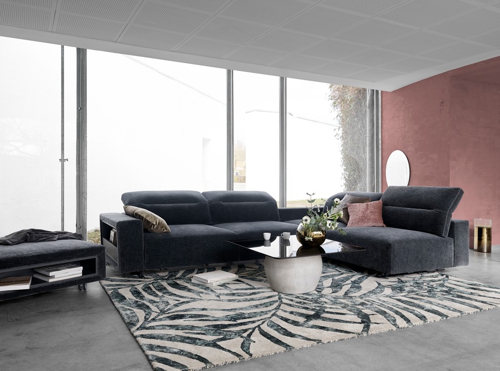 Example of a minimalist home design design in San Francisco