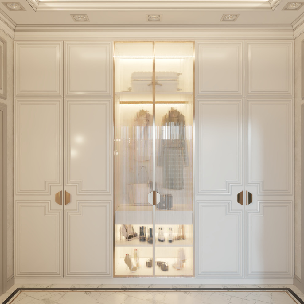 Шкаф в прихожей