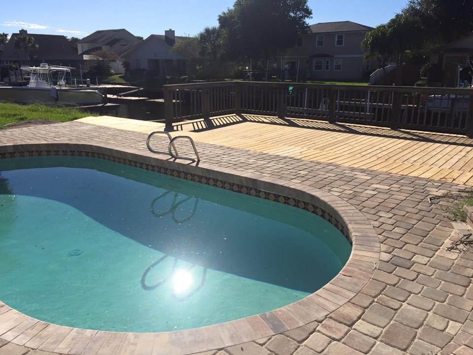 Tideview Drive
