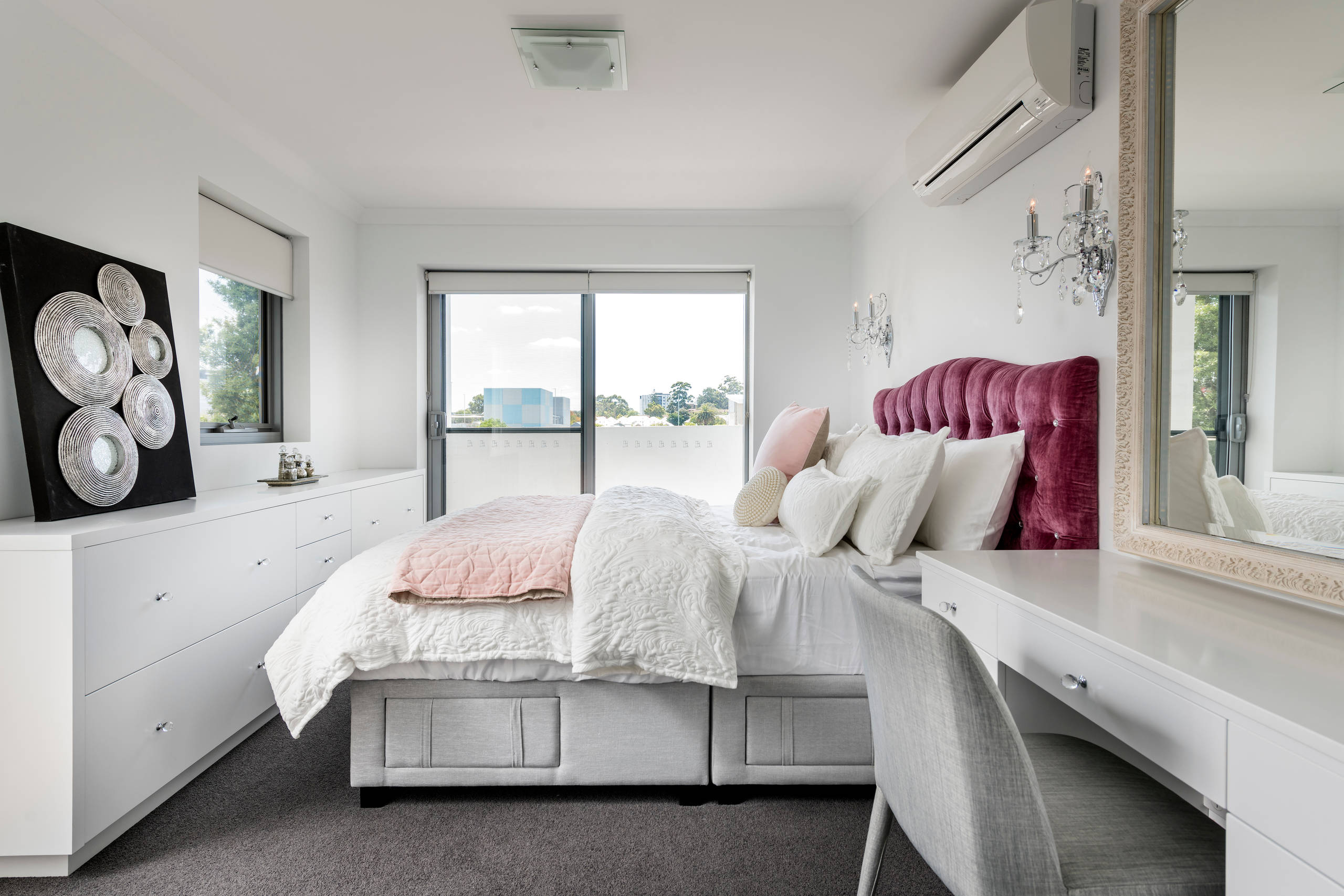 Young Adults Bedroom Ideas - Photos \u0026 Ideas | Houzz, image size:2560x1706