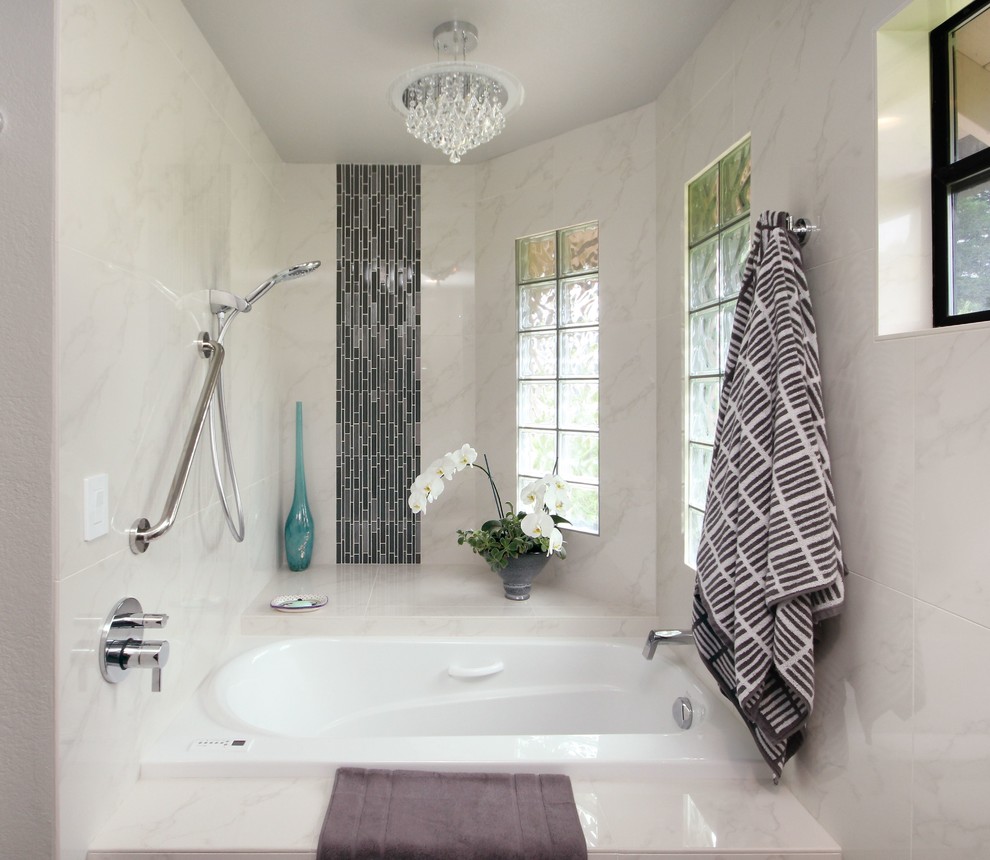 Bathroom - transitional bathroom idea in San Francisco