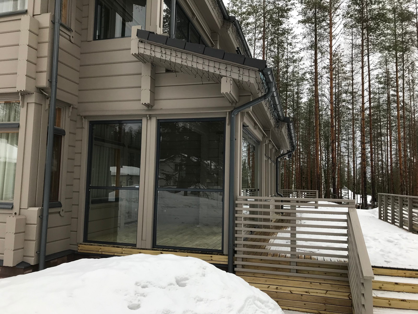 Финское остекление дома HONKA