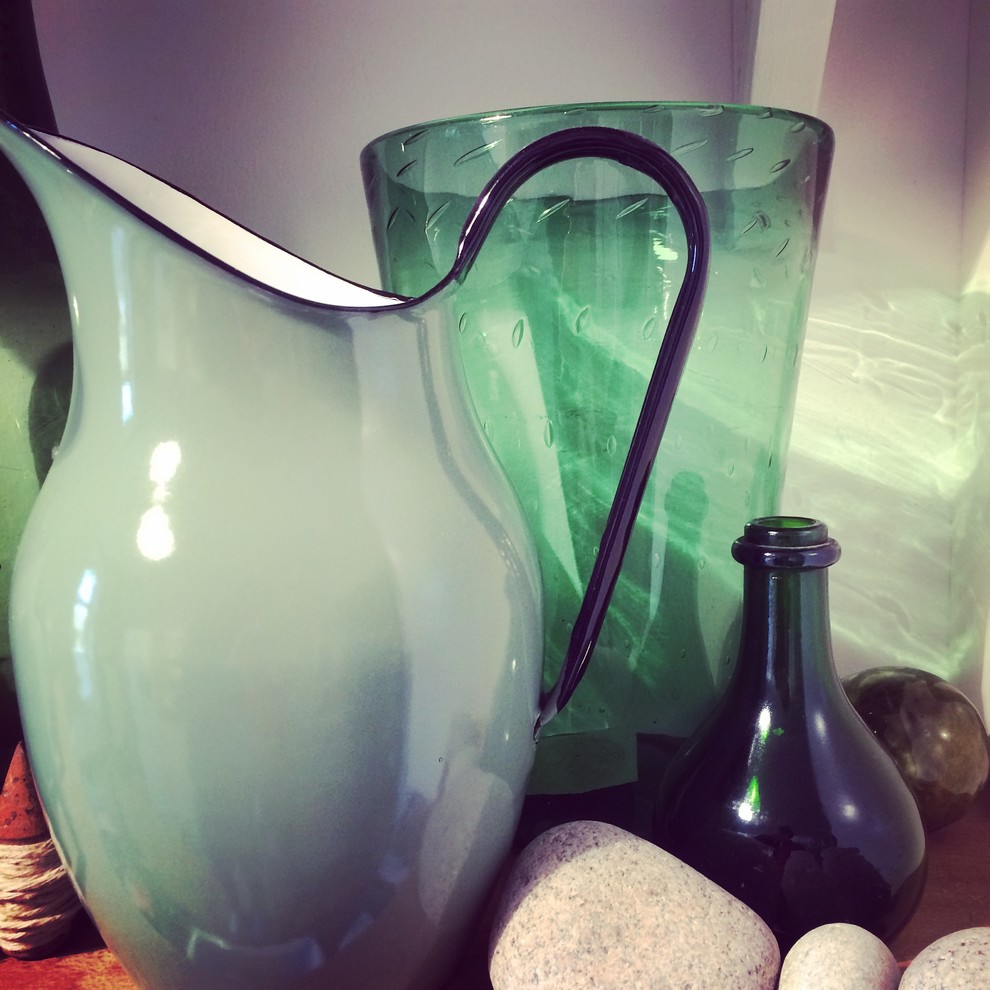 Country Küche mit brauner Arbeitsplatte in Berlin