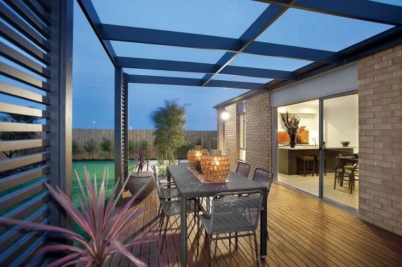 Inspiration for a mid-sized contemporary backyard deck in Melbourne with a pergola.