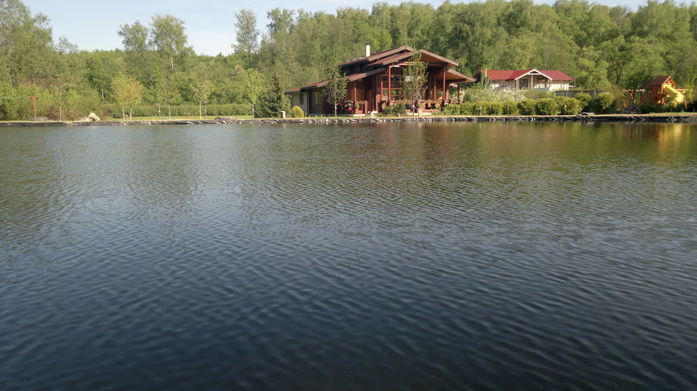 Искусственный водоем