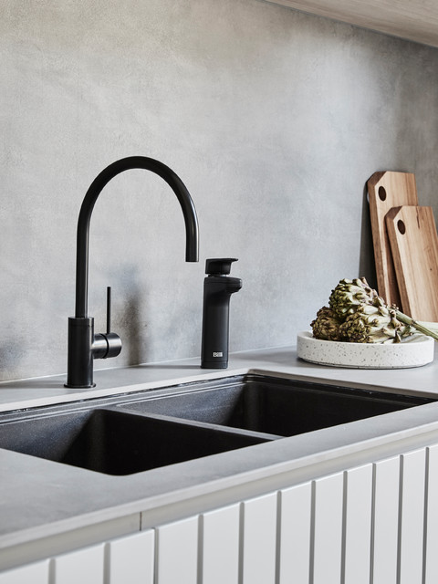 The Gallery Builder: Thomas Archer Homes contemporary-kitchen